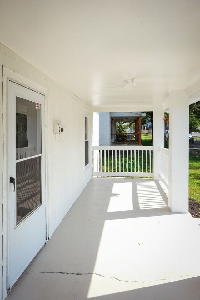 7 Welch St - Photo 4 of 32