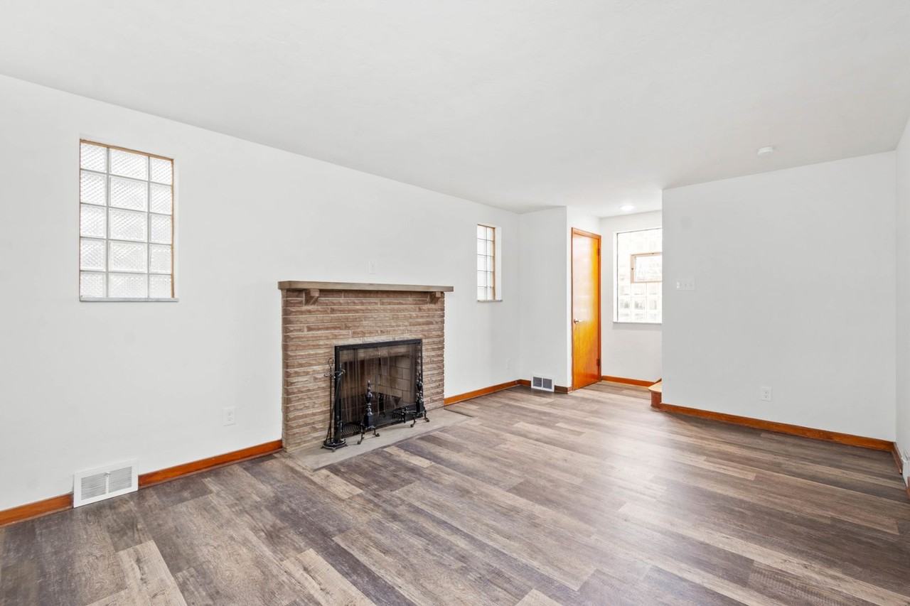 118 Lakewood Ave - Photo 5 of 24