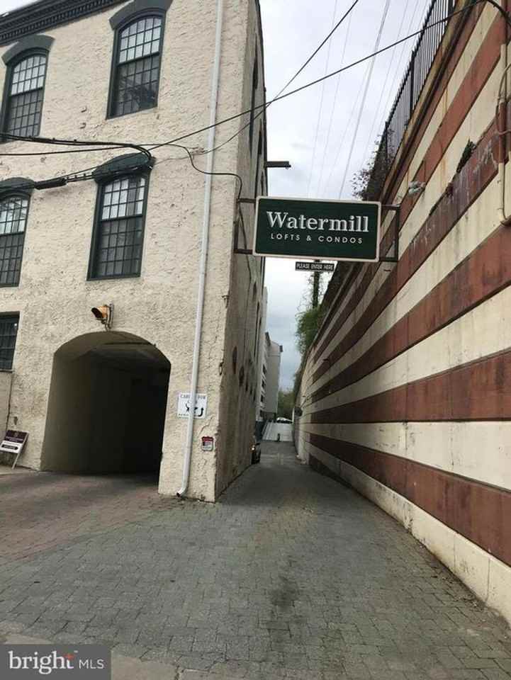 2 Leverington Ave #28 - Photo 2 of 22