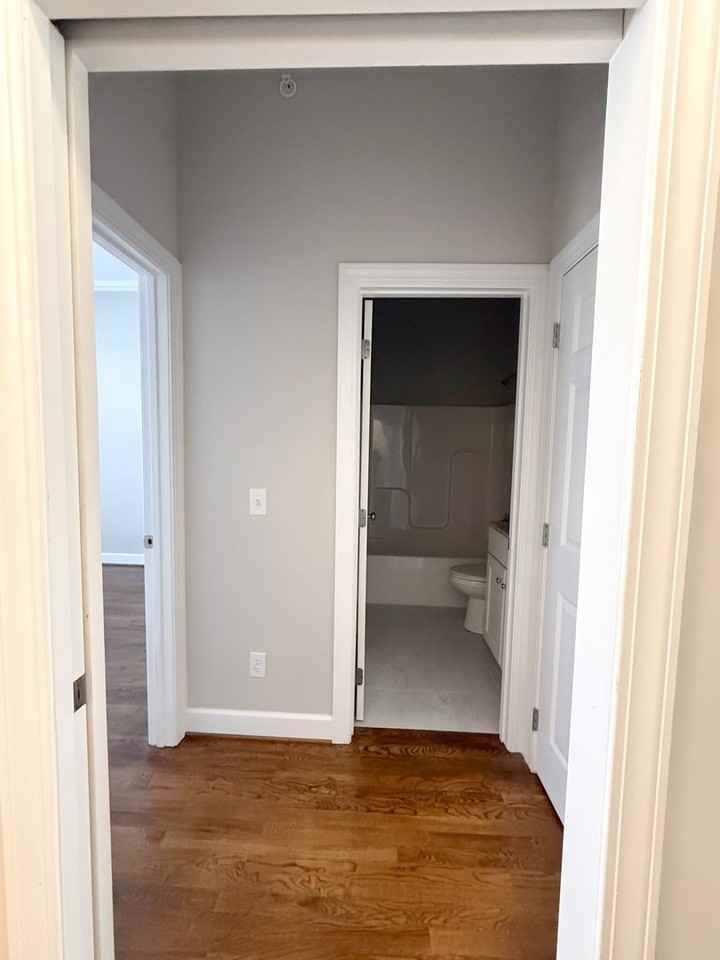 325 Bowerwood Cir - Photo 4 of 32