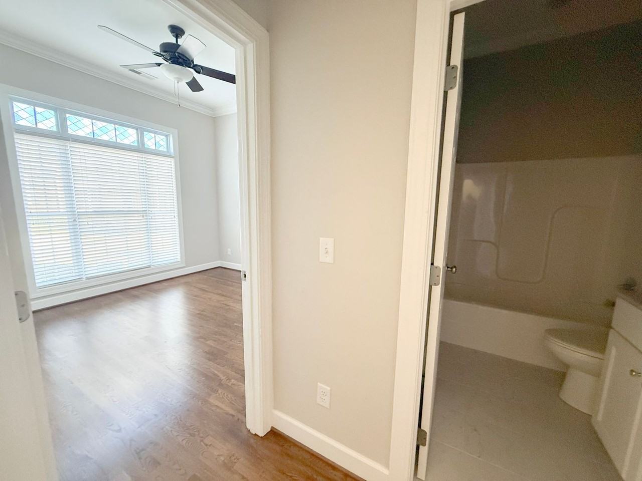 325 Bowerwood Cir - Photo 5 of 32