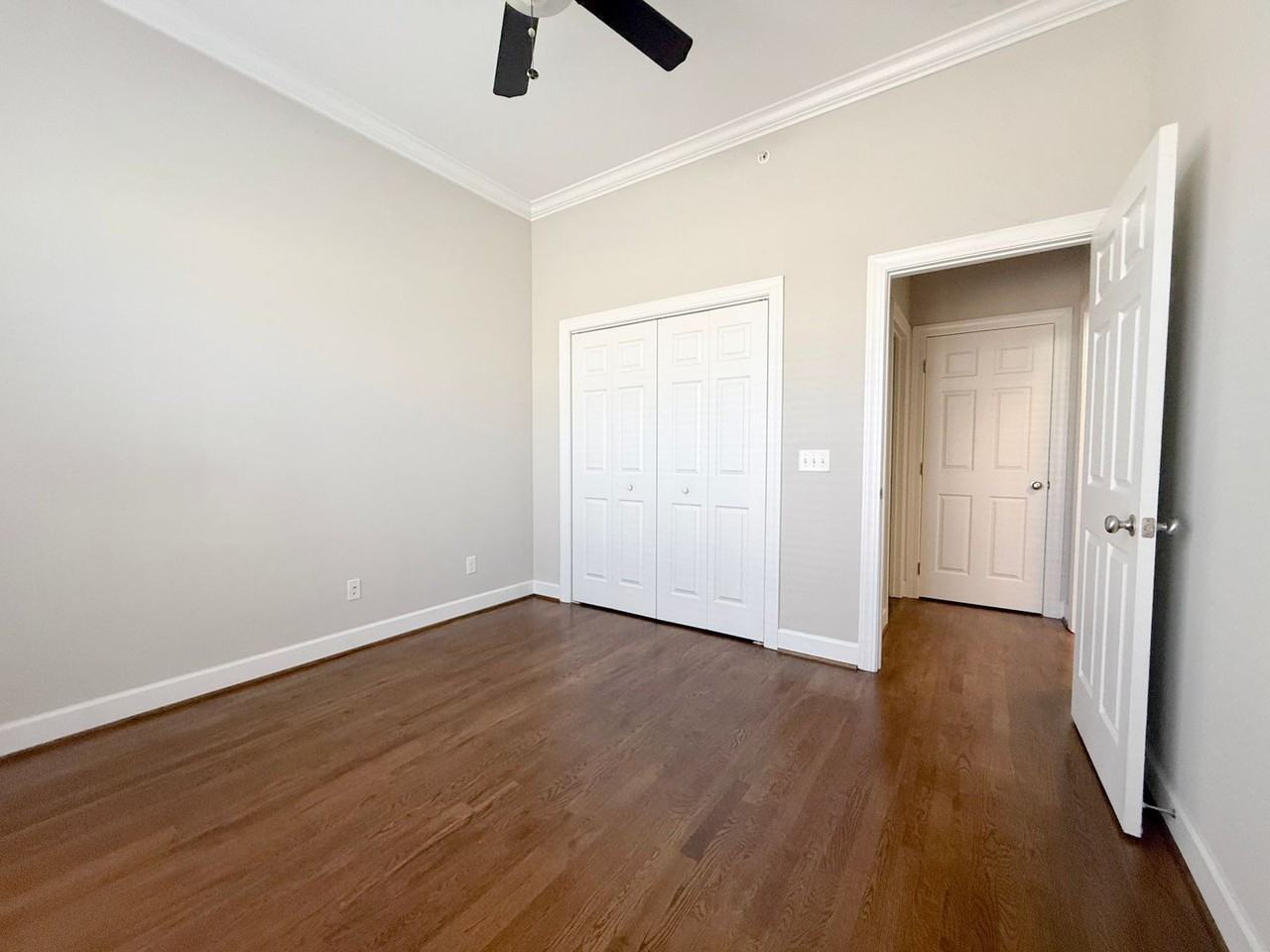 325 Bowerwood Cir - Photo 7 of 32