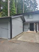 featured image of 371 Se Valley View Way