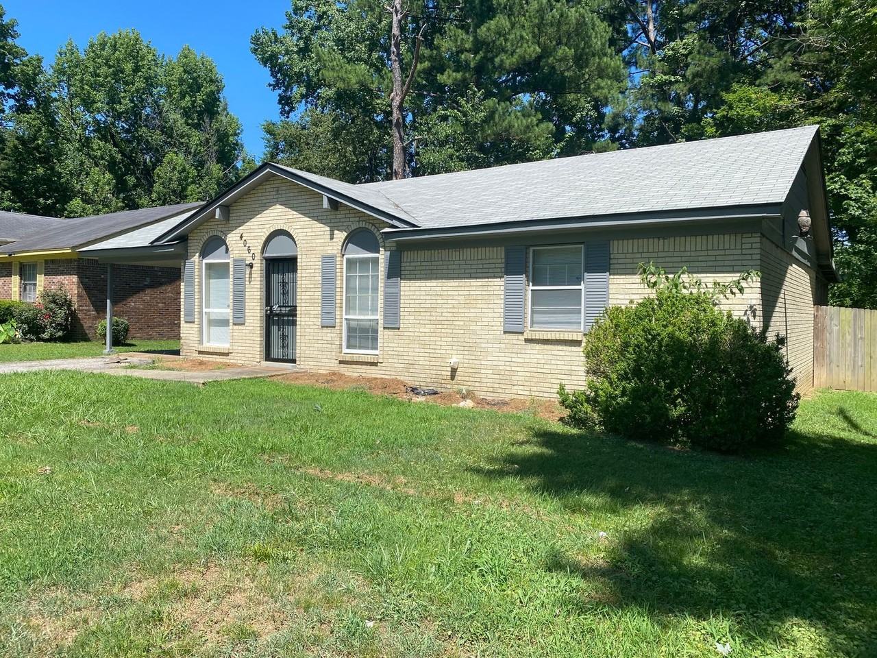 4060 Stowe St - Photo 2 of 15