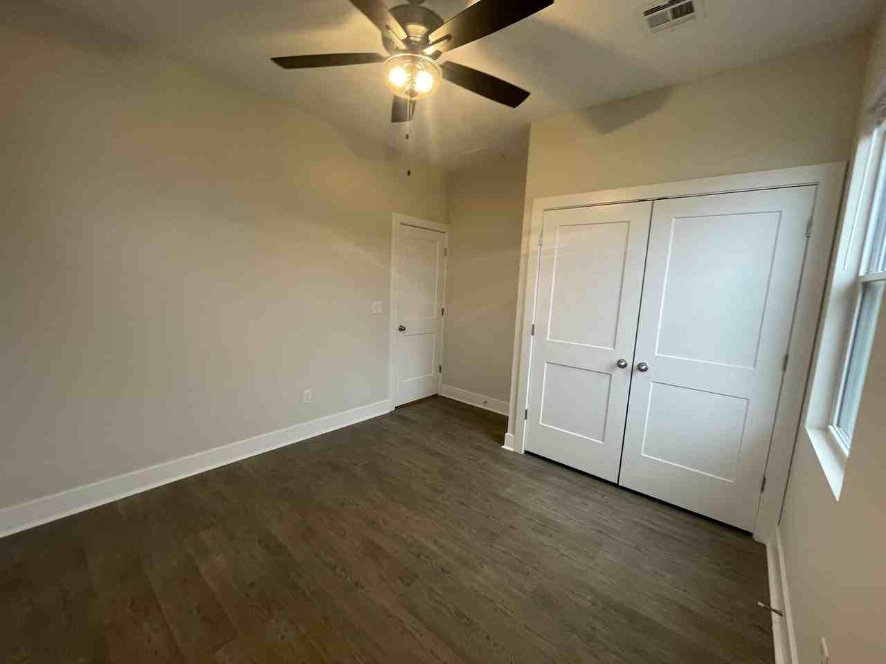 960 Long Path Cir - Photo 7 of 19