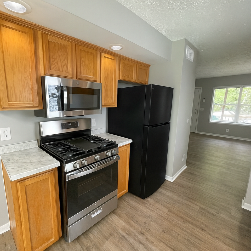 1030 E Main St - Photo 3 of 7