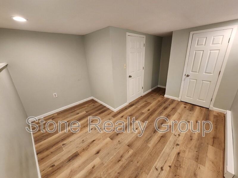 1527 Ohio St #5 - Photo 5 of 7