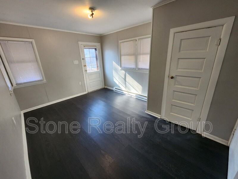 1527 Ohio St #1 - Photo 6 of 9