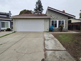 1685 Chesterton Cir - Photo 1 of 1