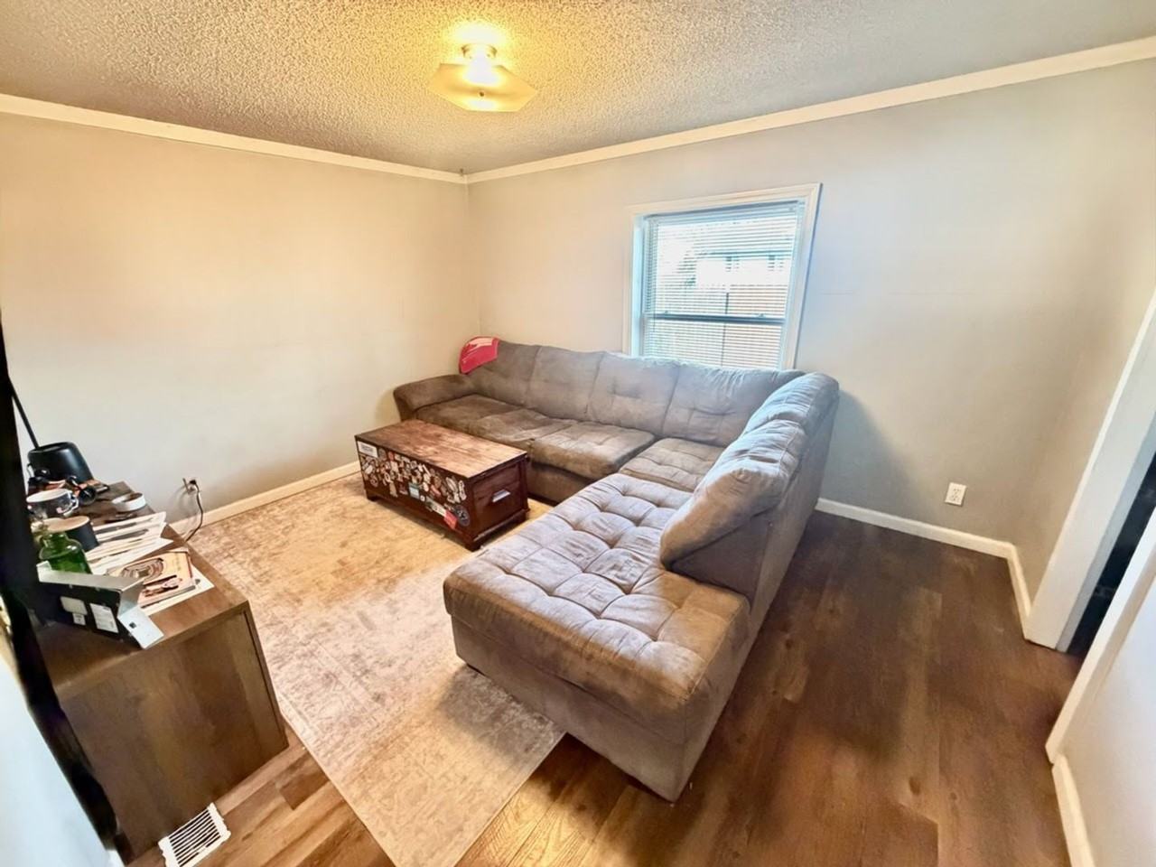 2406 Robin Rd - Photo 7 of 8