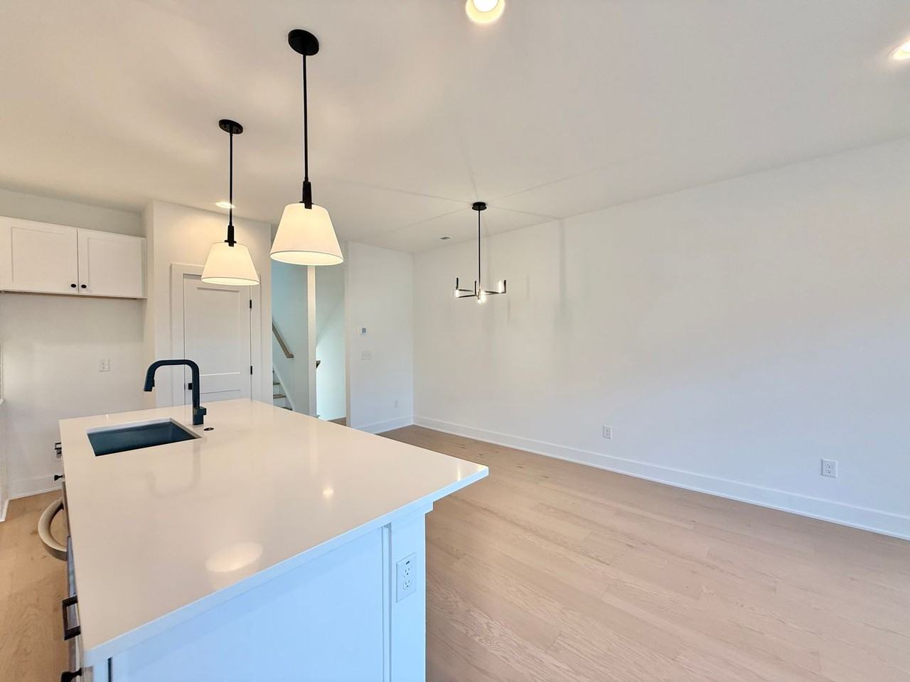 624 Rocky Knob Ct - Photo 7 of 29