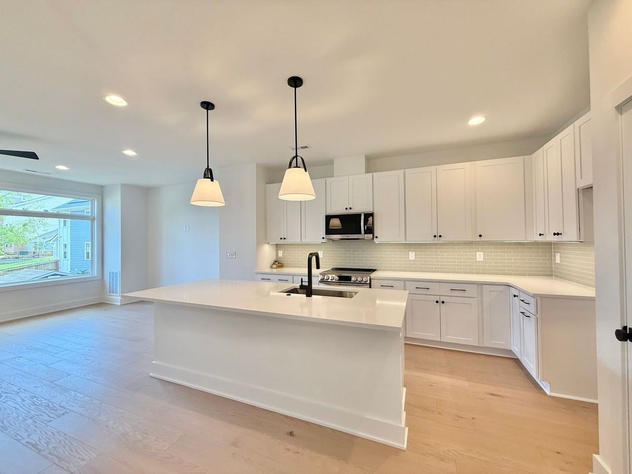 620 Rocky Knob Ct - Photo 5 of 31