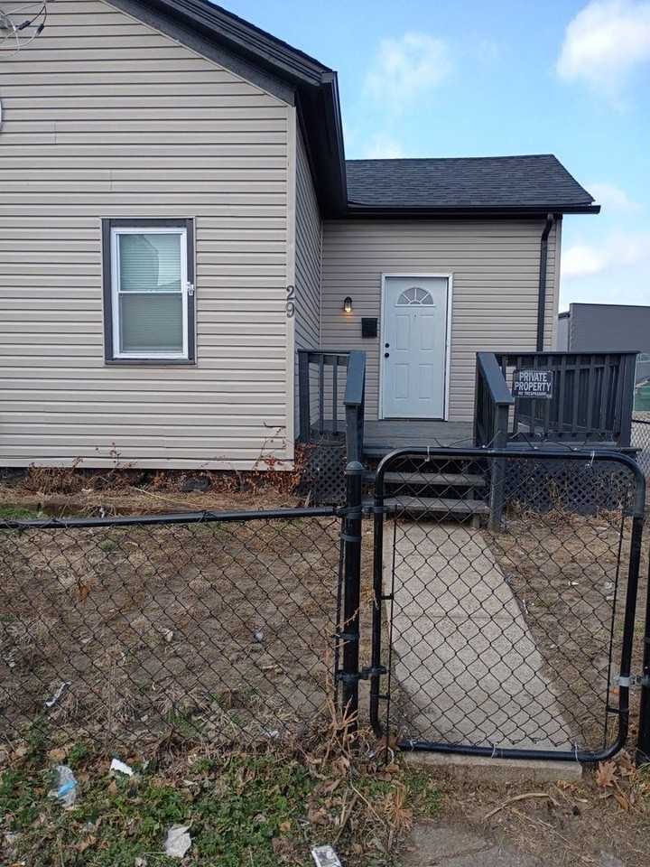 29 N Garfield St - Photo 2 of 30