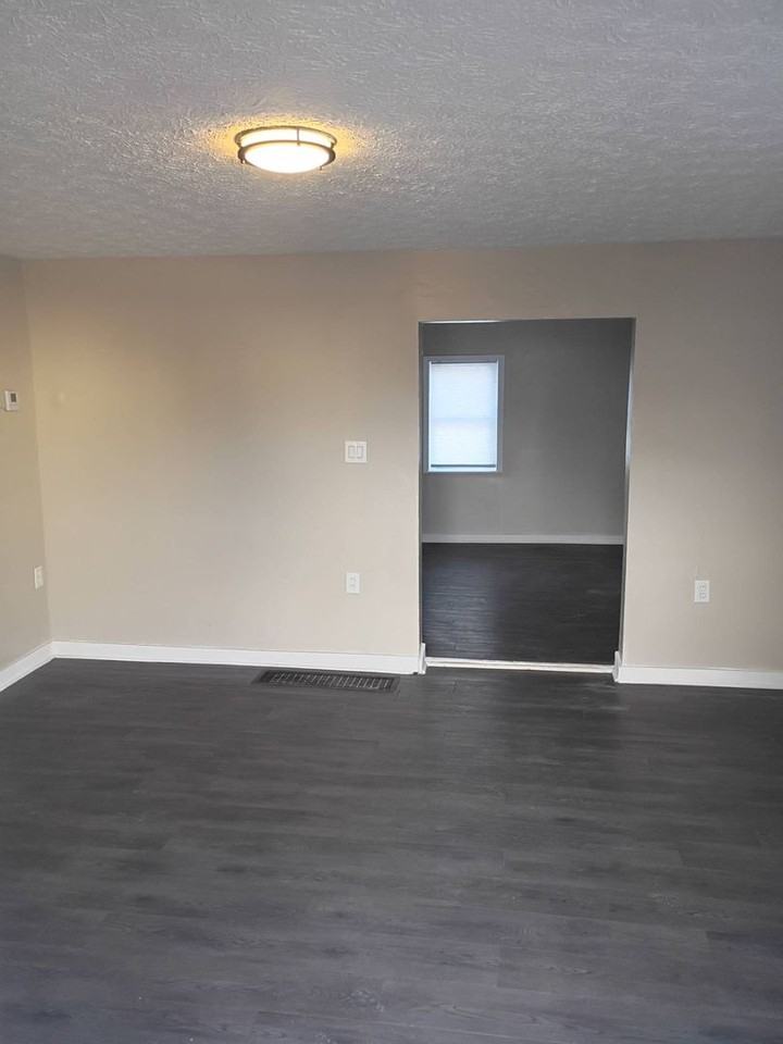 29 N Garfield St - Photo 4 of 30