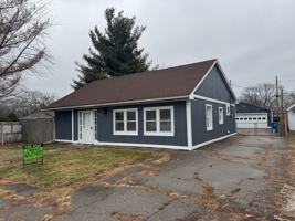 featured image of 2715 Edwin St