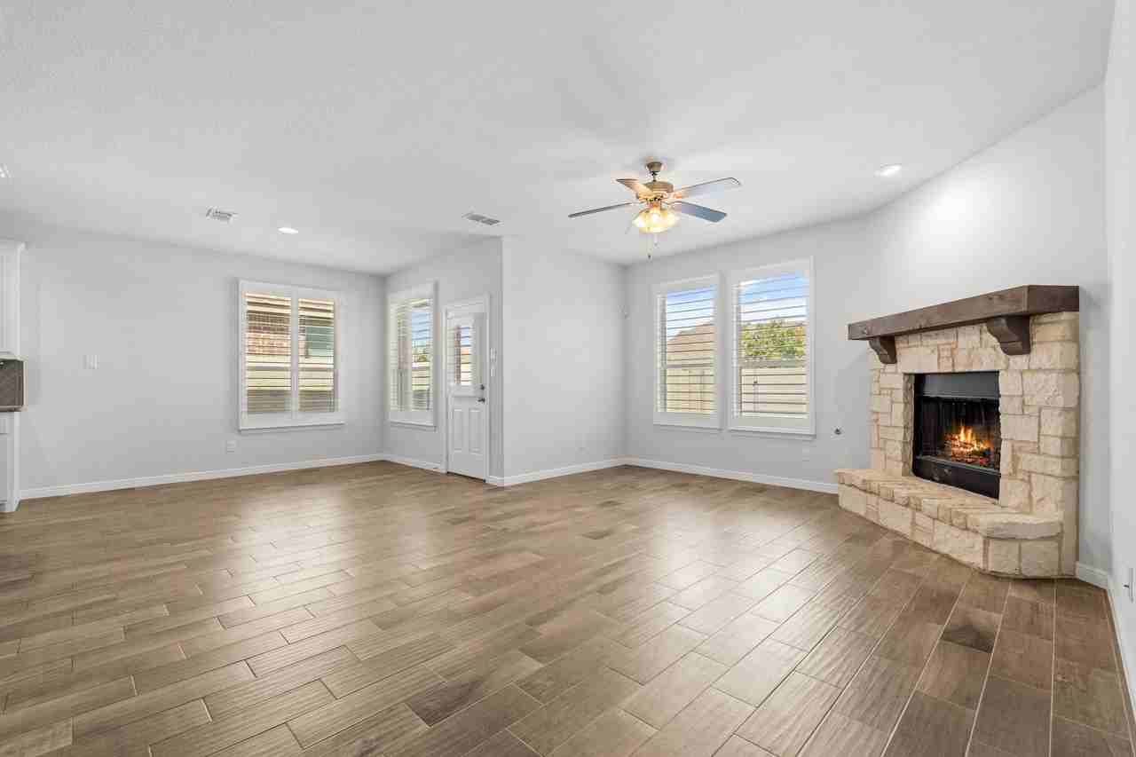 1600 Bunting Dr - Photo 5 of 22