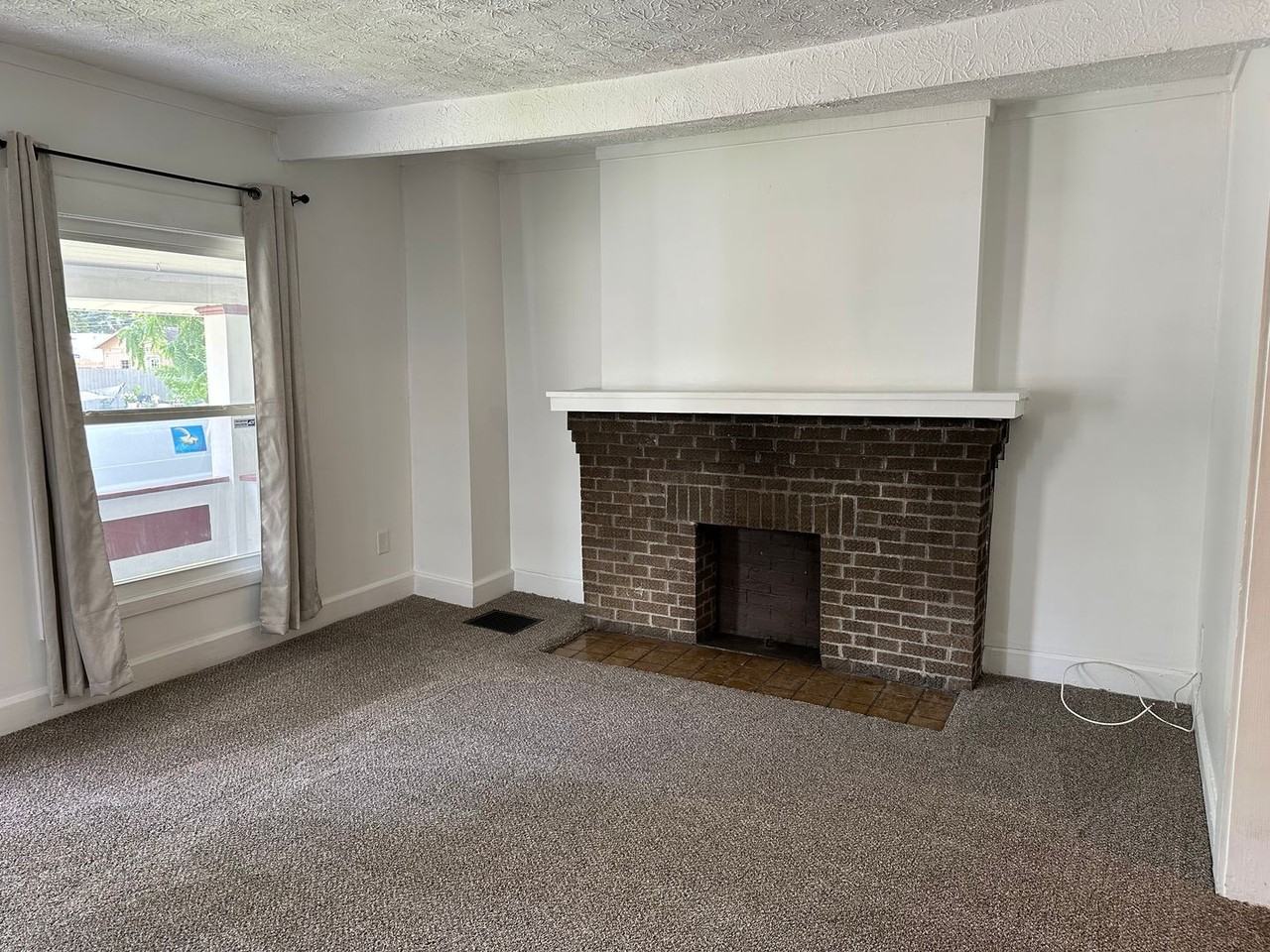 2497 2497 & 2499 Adams Ave. - Photo 5 of 22