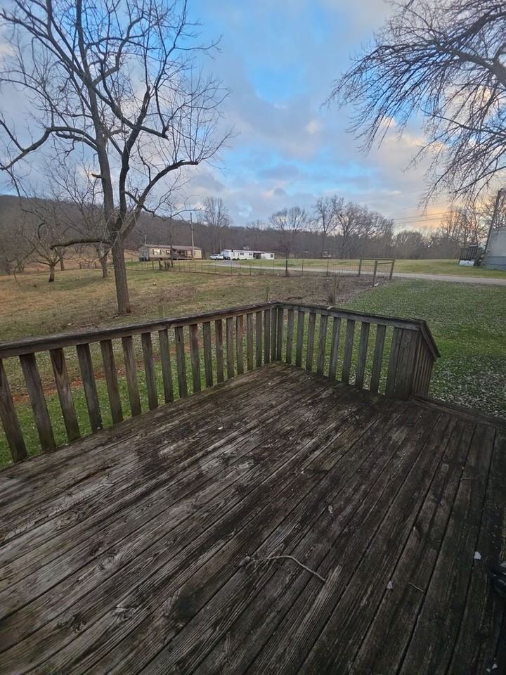 1473 Hickory Valley Rd - Photo 2 of 8