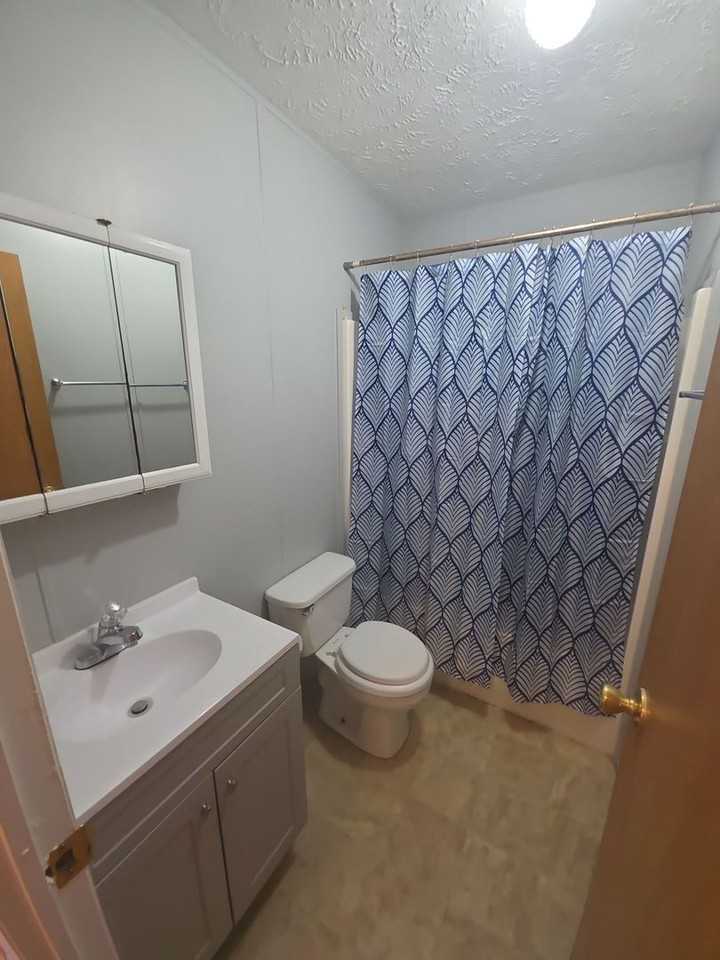 1473 Hickory Valley Rd - Photo 5 of 8