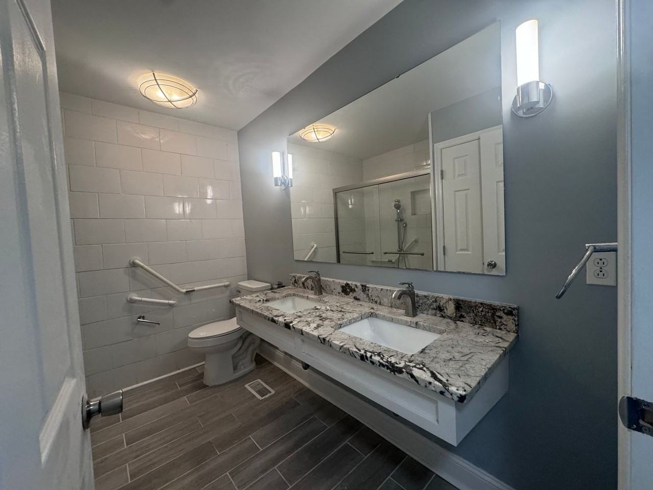 908 Rochester Dr - Photo 7 of 26