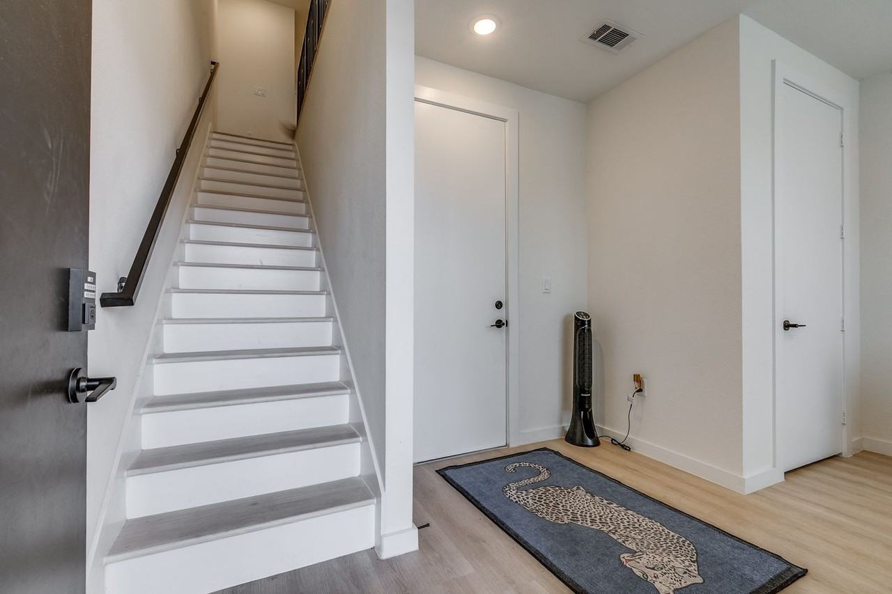 719 E Locust St #4110 - Photo 2 of 34