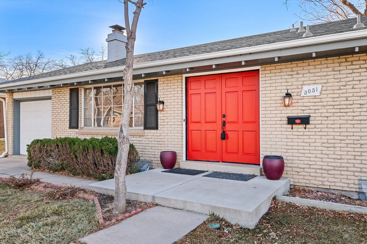 3051 S Krameria St - Photo 2 of 18