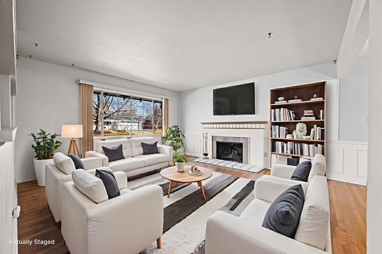 3051 S Krameria St - Photo 4 of 18