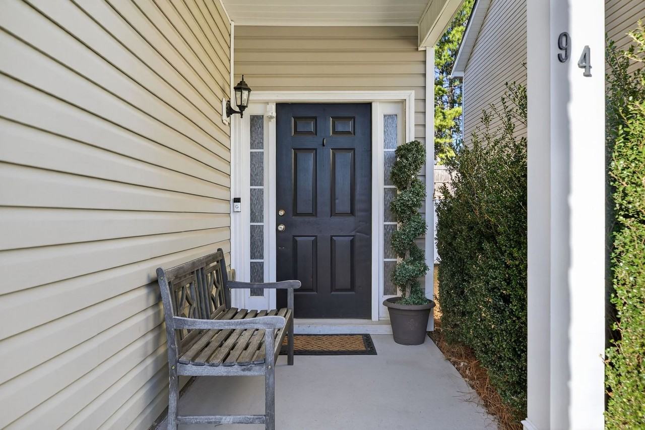 94 Hill Crest Cir - Photo 3 of 37