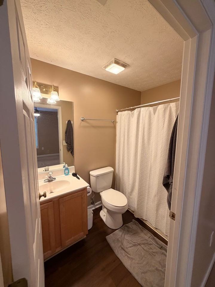 1114 S College St #6-102 - Photo 6 of 13