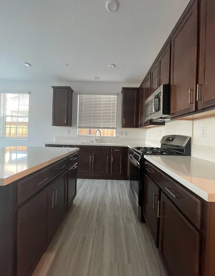 6016 Meandering Way - Photo 4 of 8