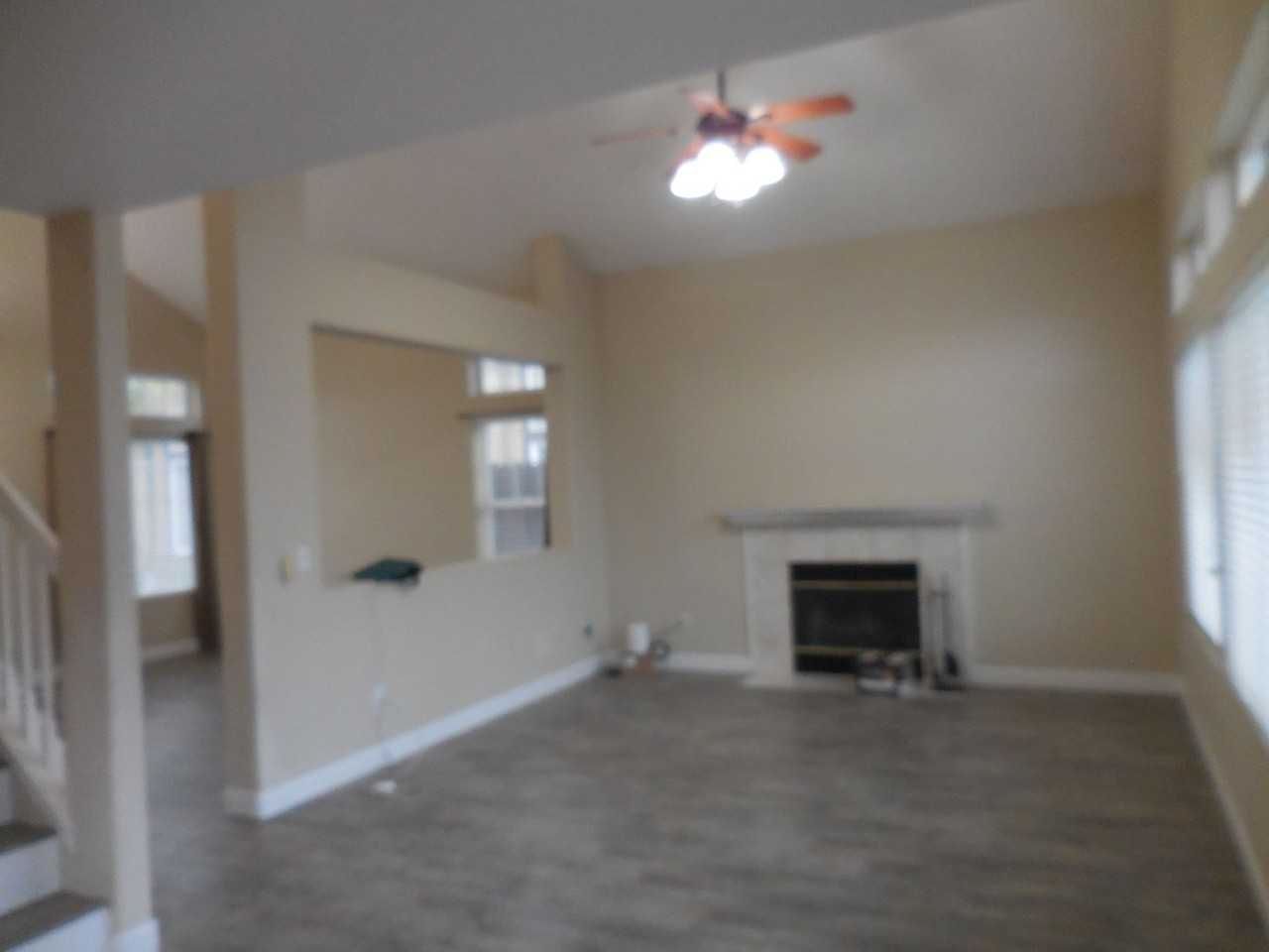 1048 Freshwater Ct - Photo 5 of 20