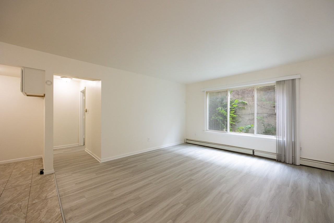 22330 W Warren Ave - Photo 2 of 18