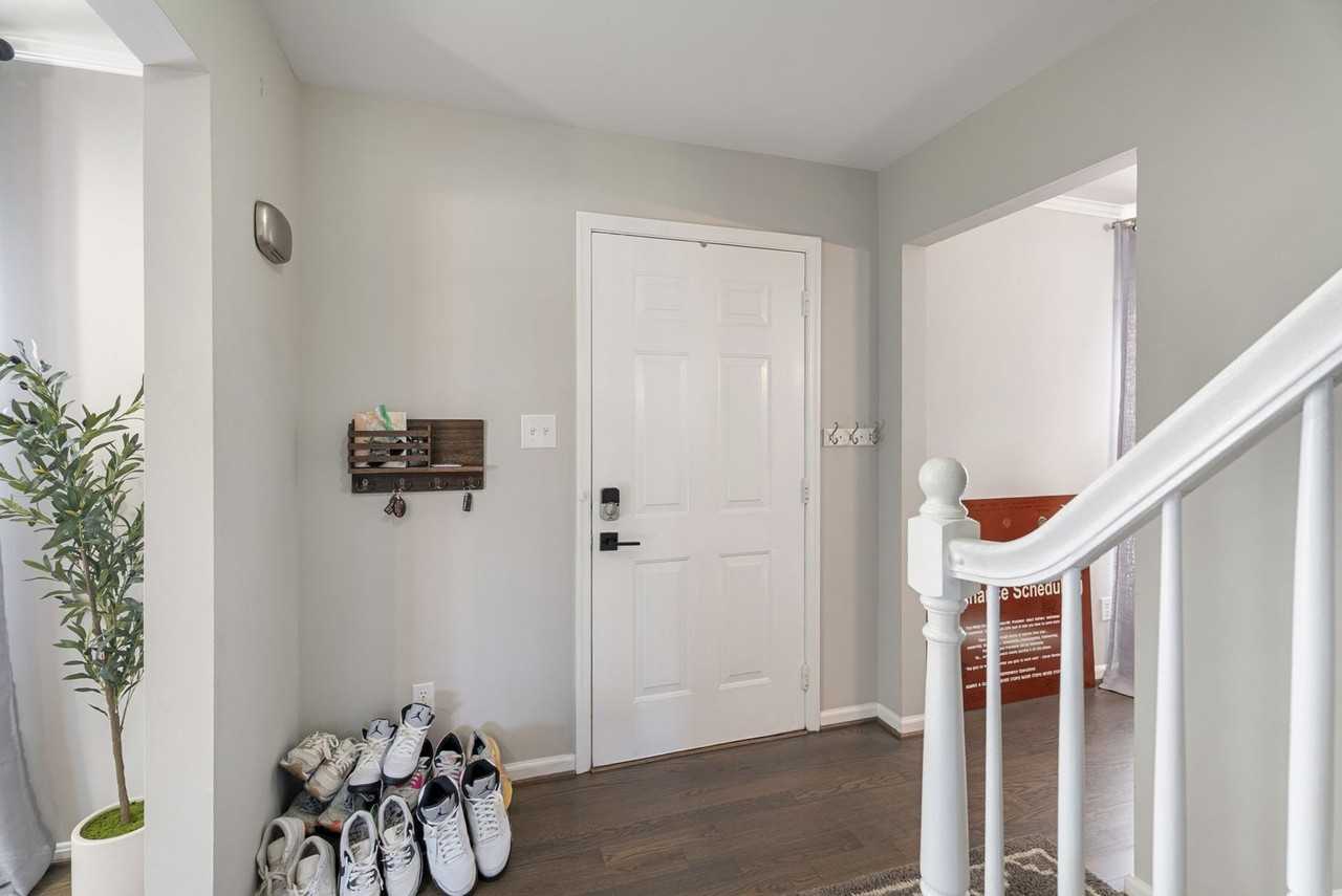 3100 Franklin St - Photo 5 of 50