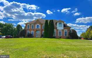 featured image of 11018 Shalom Ln