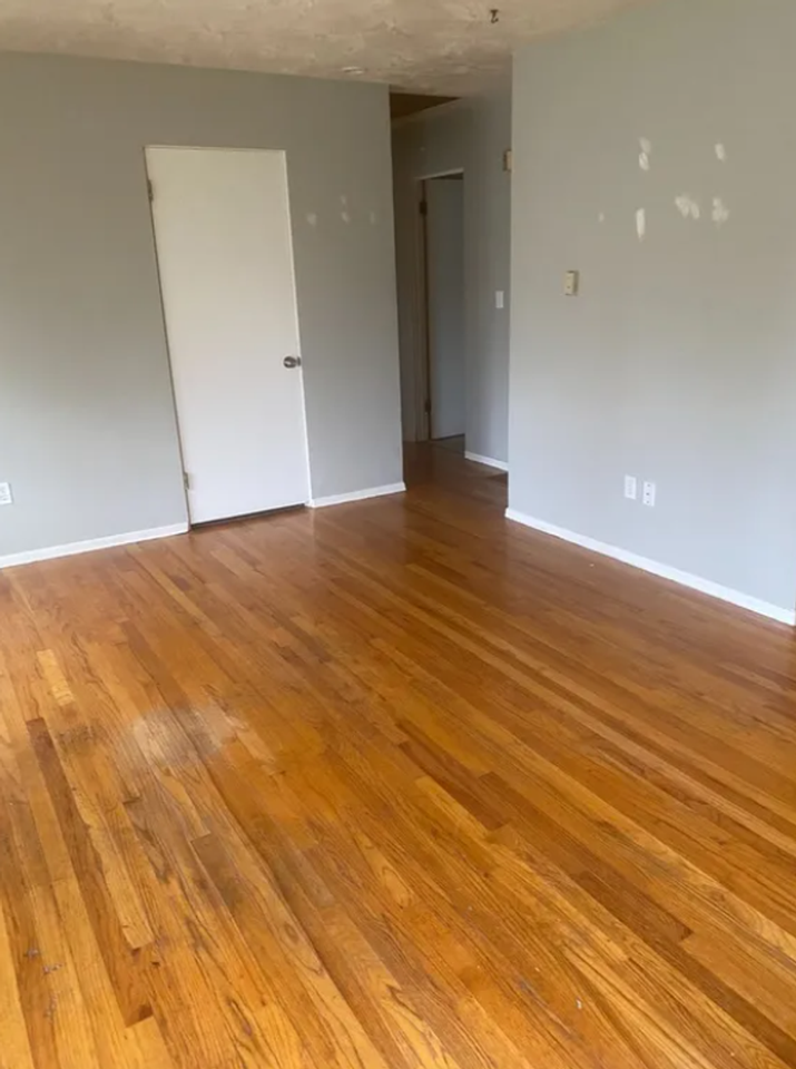 3008 Harney St - Photo 7 of 8