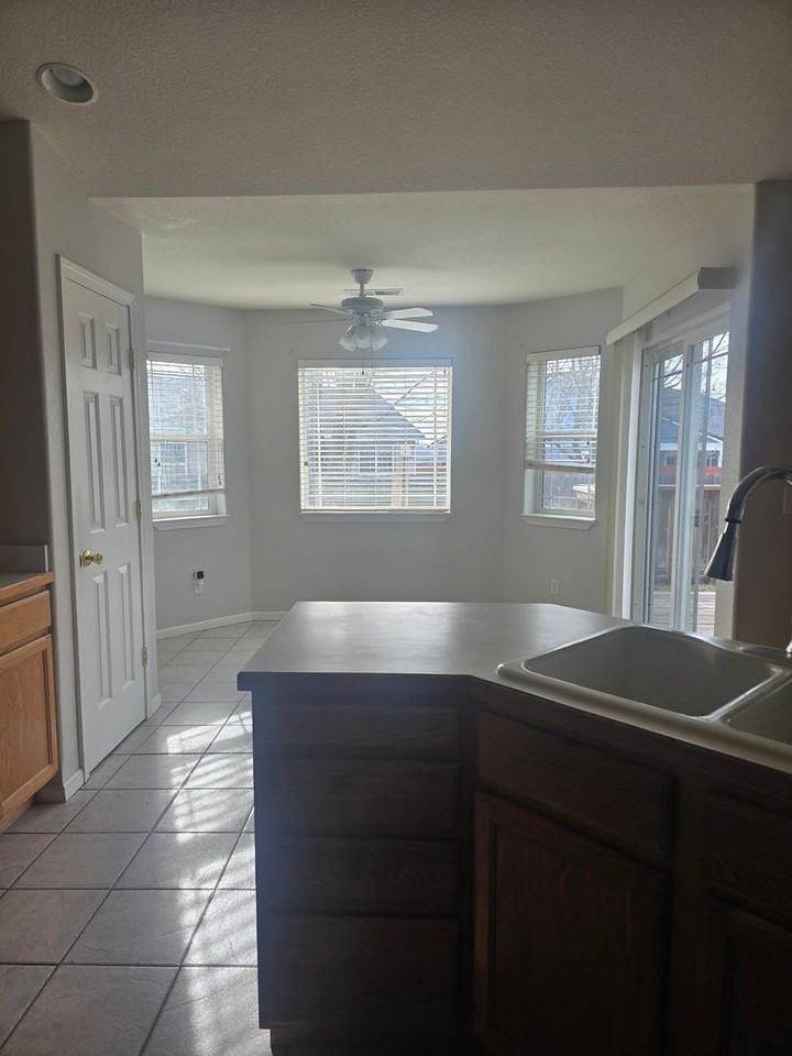 6314 Metro St - Photo 4 of 17