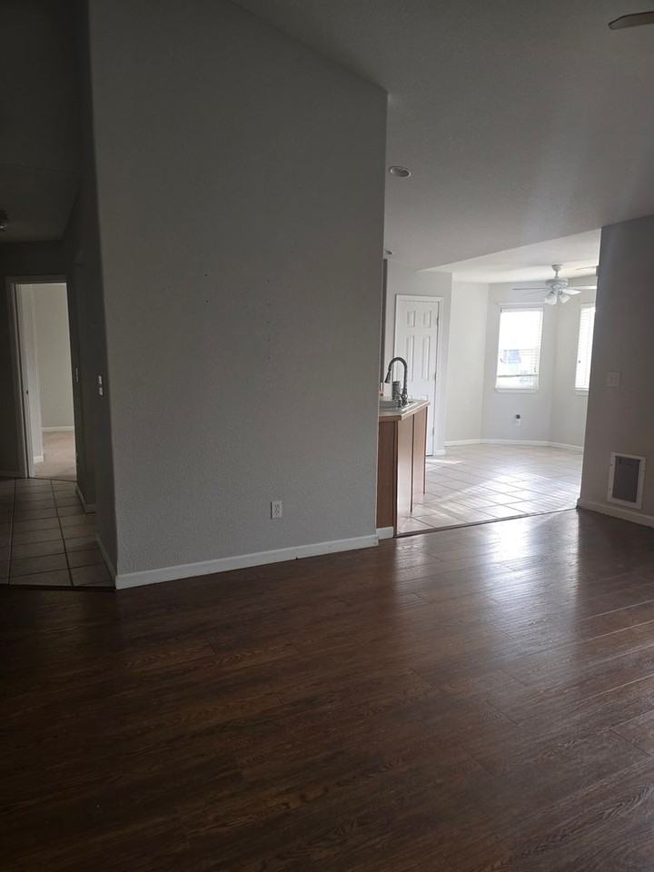 6314 Metro St - Photo 7 of 17