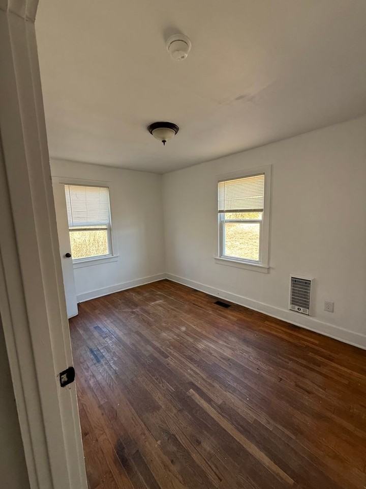 182 Tom Graham Rd - Photo 6 of 13