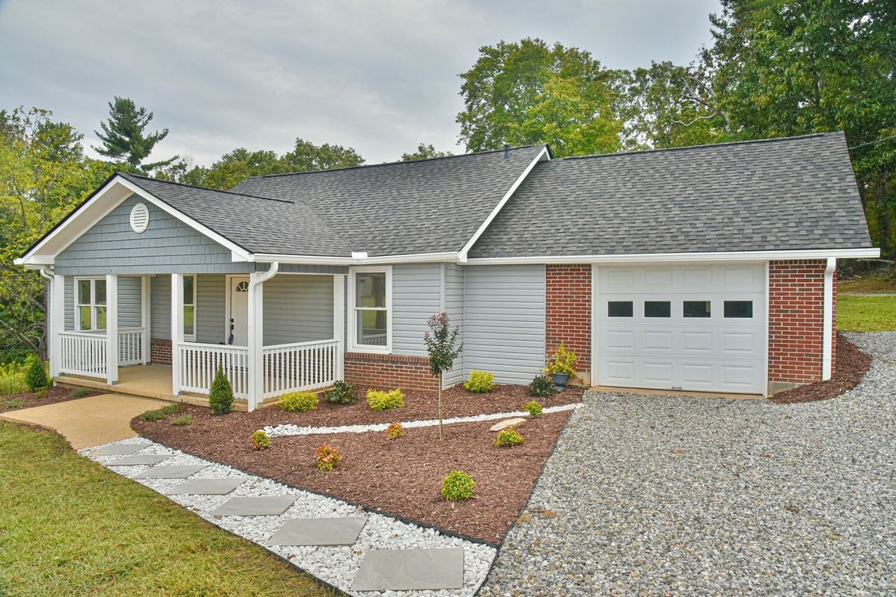 134 Goldview Rd - Photo 2 of 43