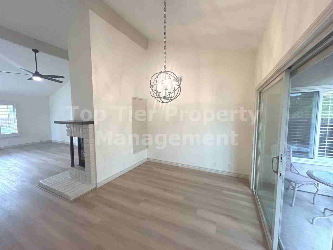 739 Nob Cir - Photo 5 of 36