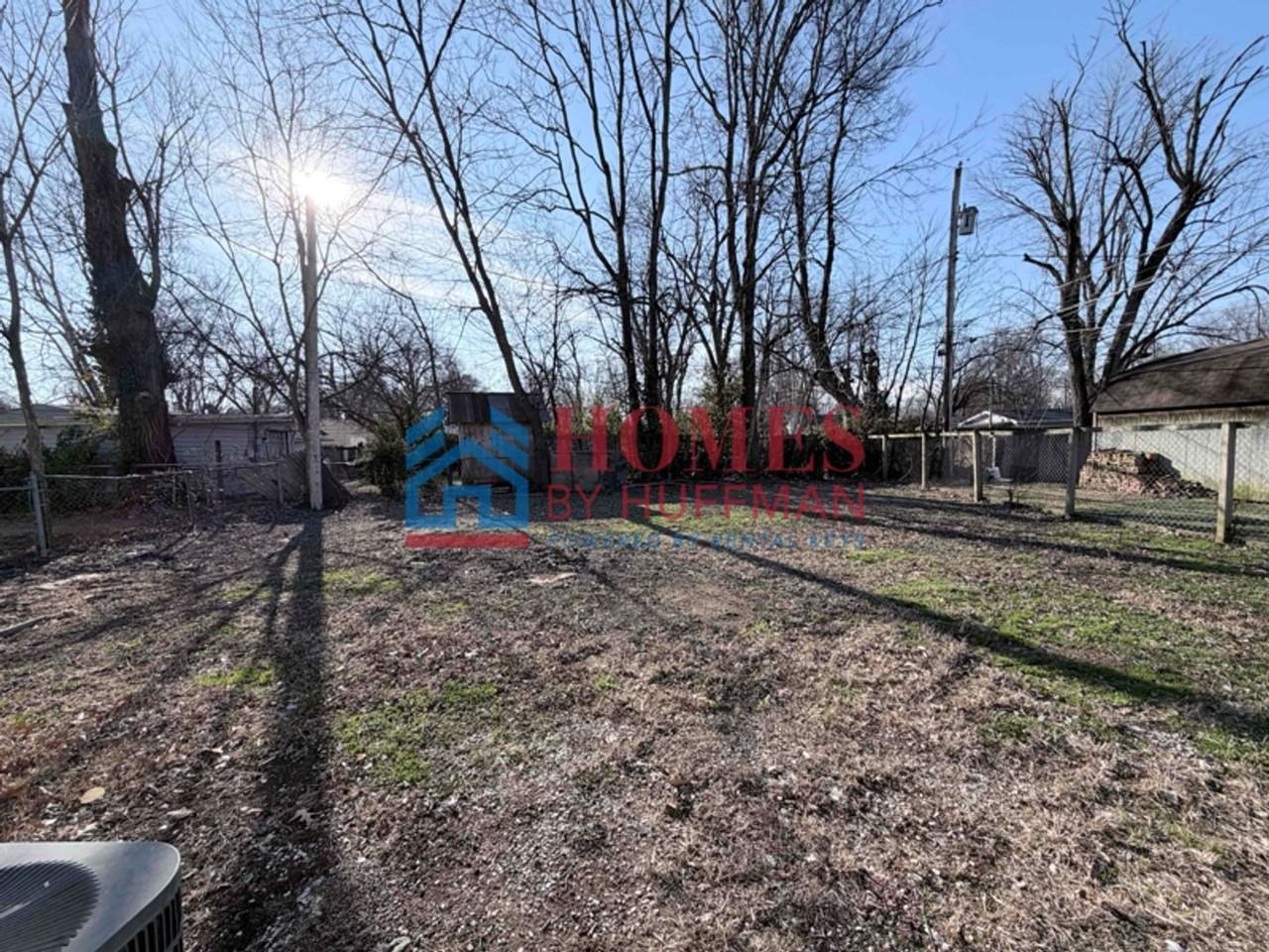 2513 Culverson Ave - Photo 3 of 16