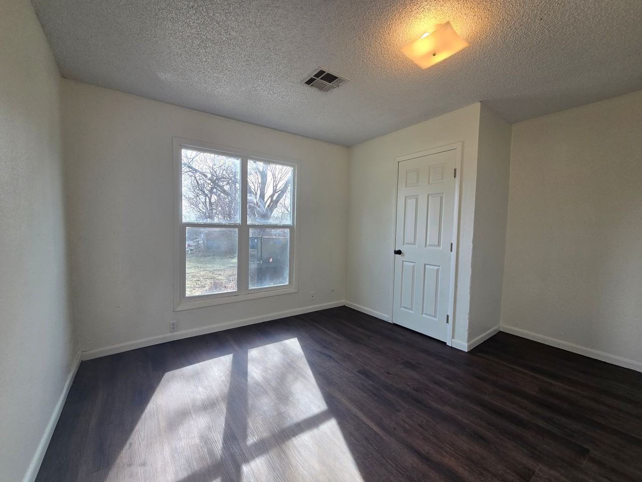 530 N Patchin Ave - Photo 6 of 26