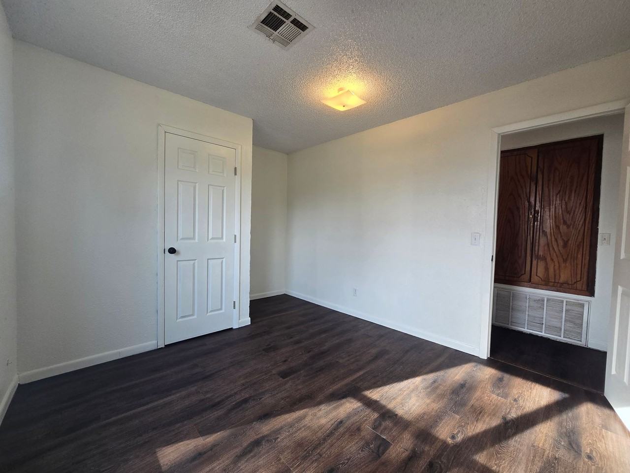 530 N Patchin Ave - Photo 7 of 26