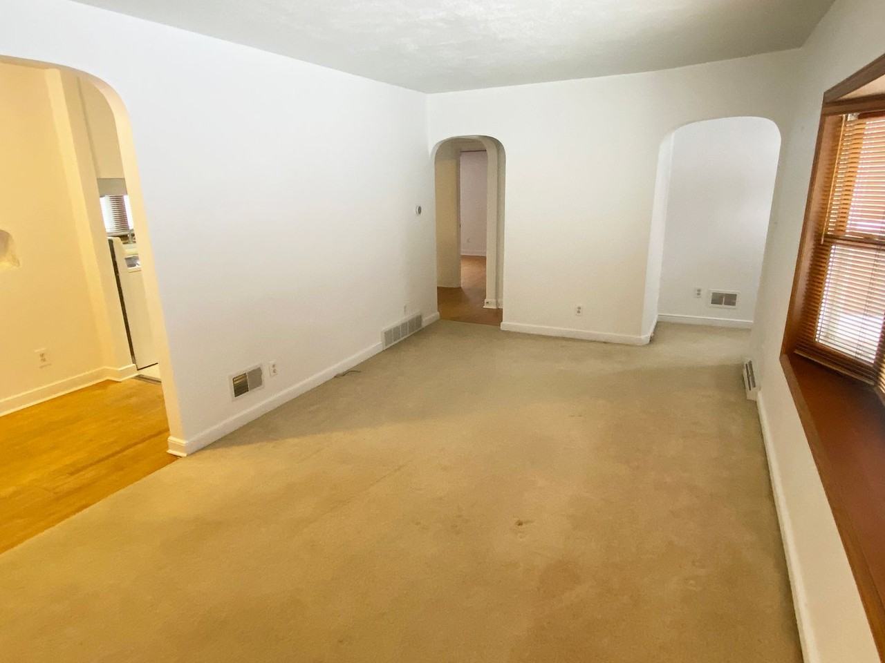 315 W Wausau Ave - Photo 3 of 24