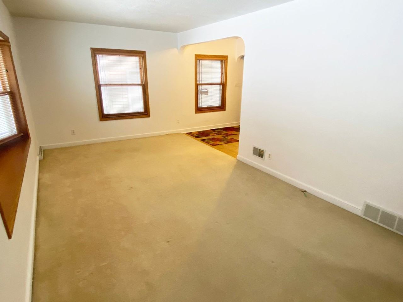 315 W Wausau Ave - Photo 4 of 24