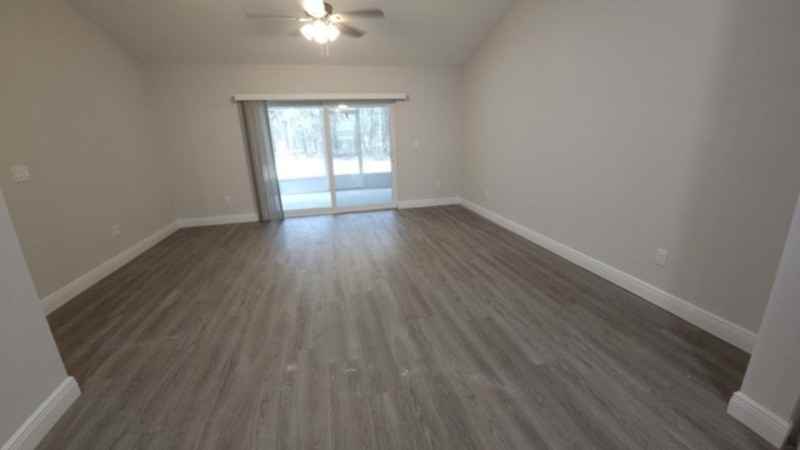 9093 N Peachtree Way - Photo 5 of 9