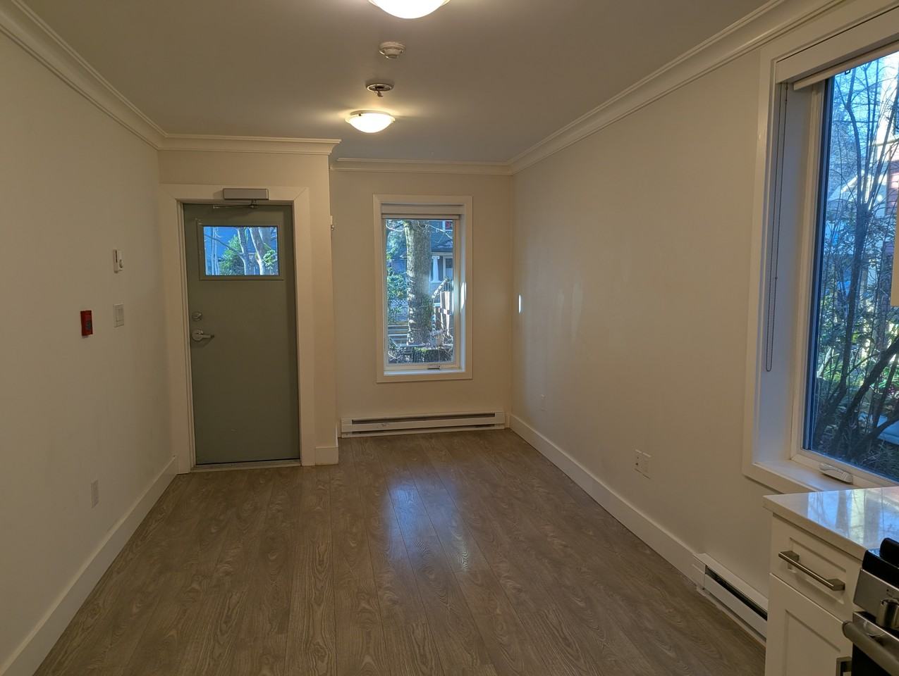 1534 Victoria Drive - Photo 3 of 13