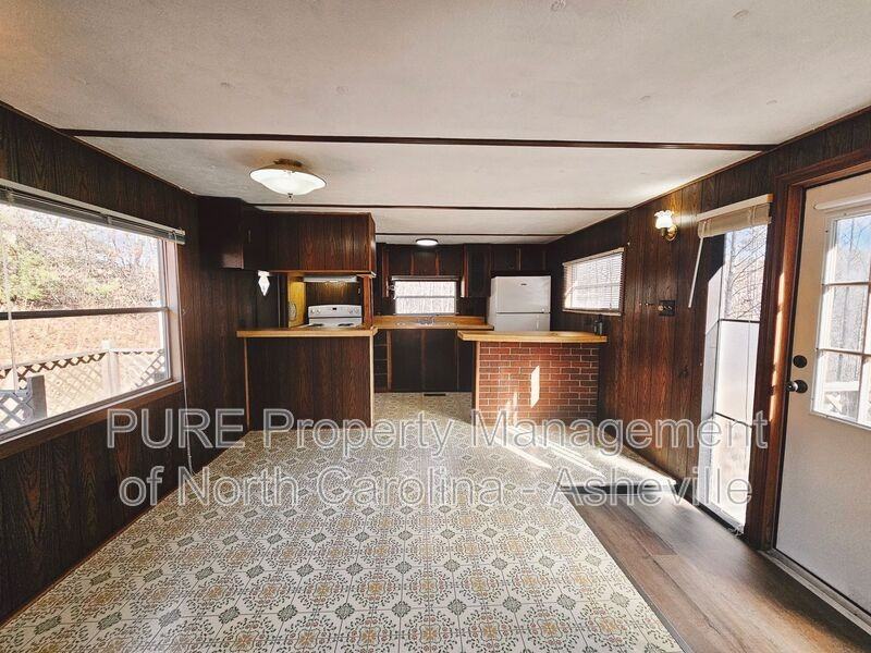 59 Magic Dr - Photo 2 of 18