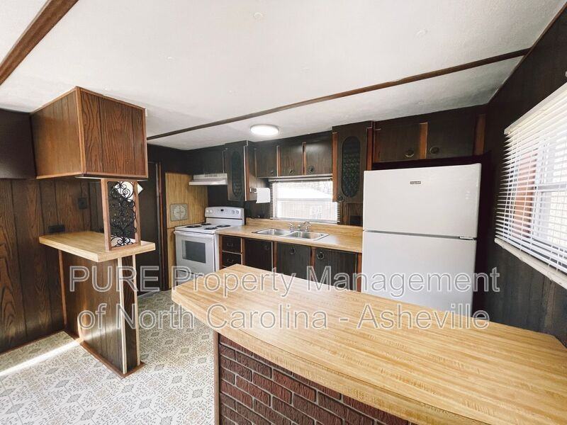 59 Magic Dr - Photo 4 of 18