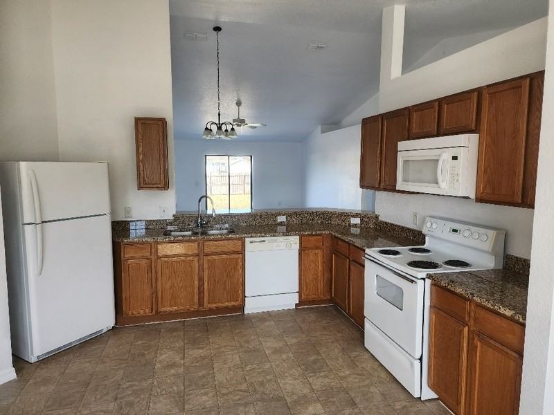 4521 Magnolia Preserve Ln - Photo 4 of 40